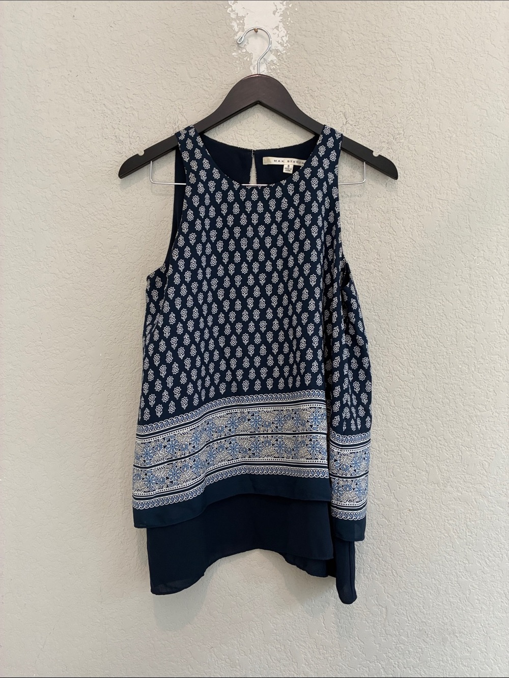Max Studio Navy & White Printed Sleeveless Tank Top